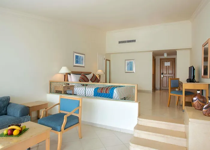 Movenpick منتجع طابا
