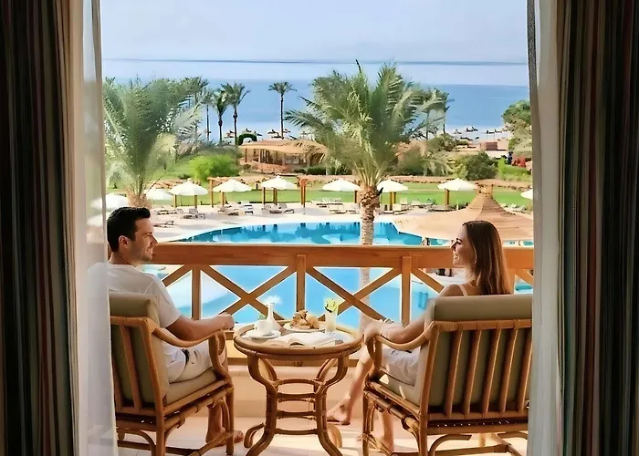 Movenpick منتجع 5*