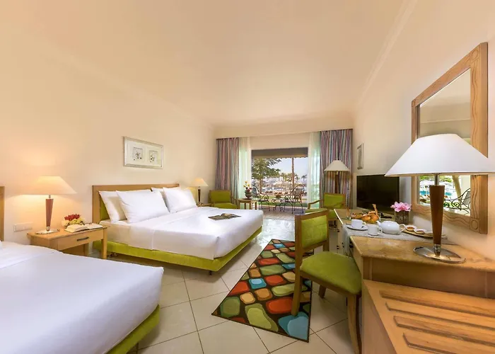 Movenpick منتجع 5*