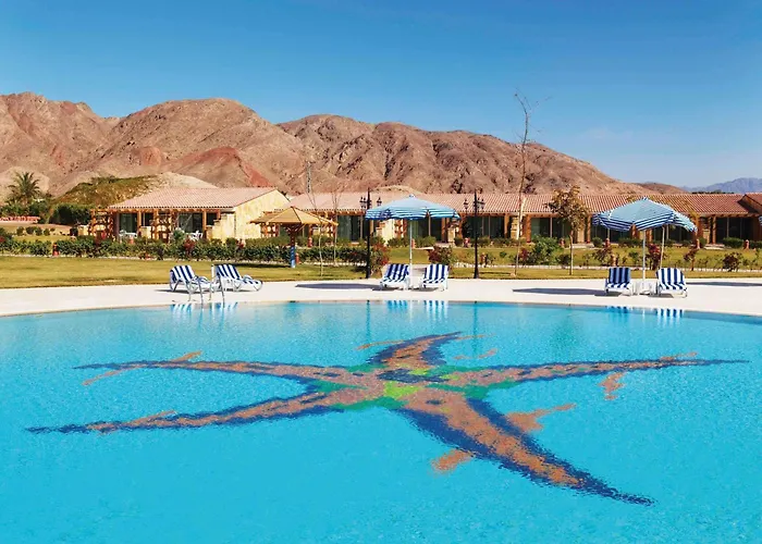 Movenpick منتجع